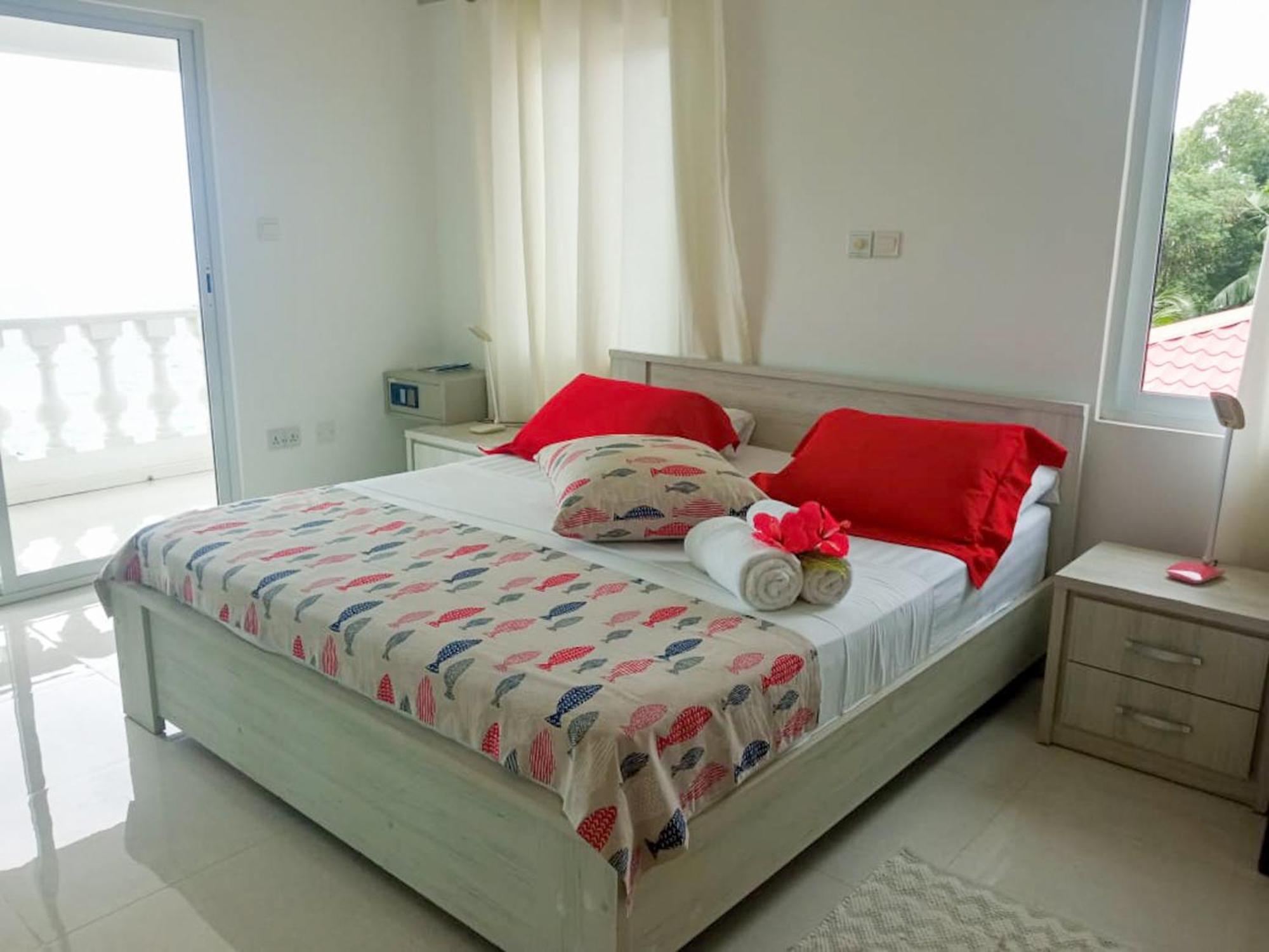 Reve Bleu Villa Glacis  Exterior photo