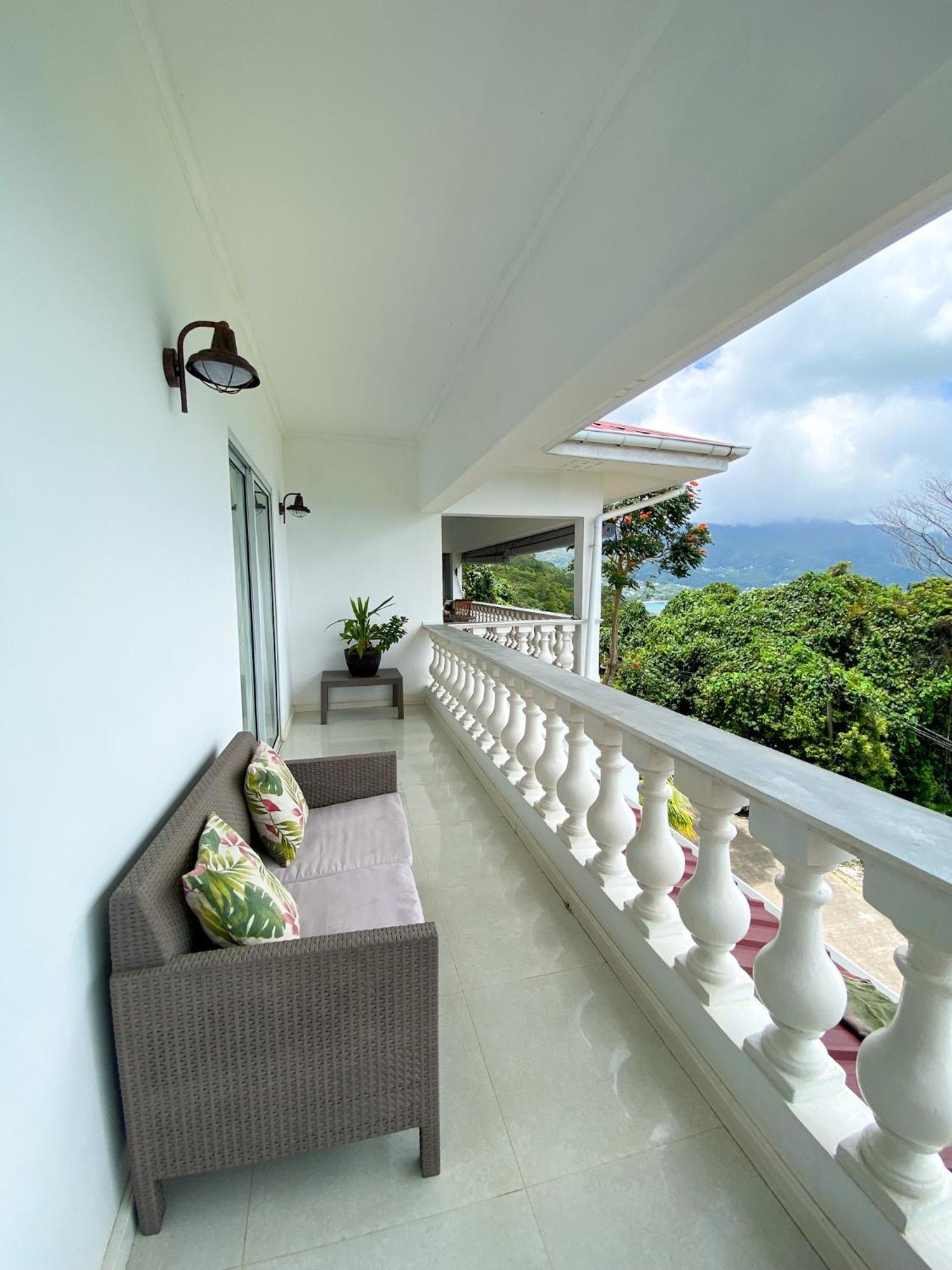 Reve Bleu Villa Glacis  Exterior photo